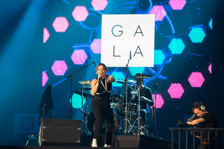 MNM Back to the 90's & 00's @ Sportpaleis, picture 20, photographed by Marc Verdonck - FrontView Magazine