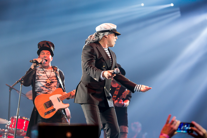 MNM Back to the 90's & 00's @ Sportpaleis, picture 33, photographed by Marc Verdonck - FrontView Magazine