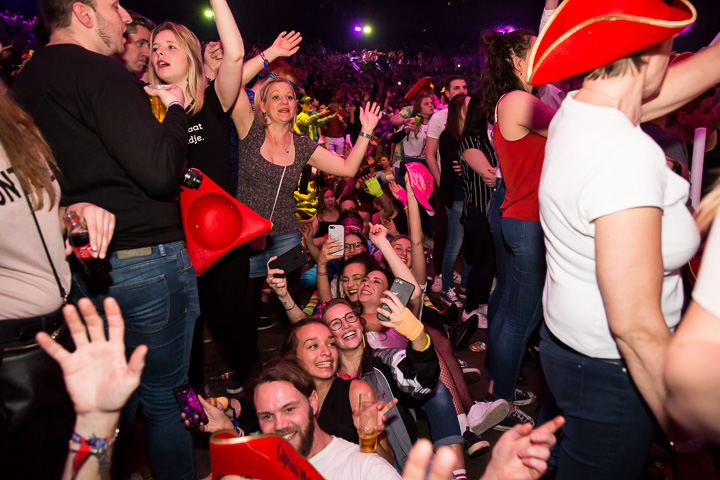 MNM Back to the 90's & 00's @ Sportpaleis, picture 54, photographed by Marc Verdonck - FrontView Magazine