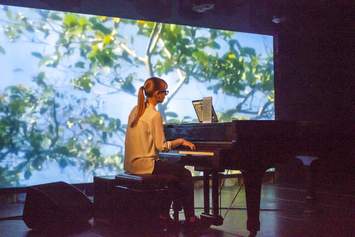 BRDCST @ AB Brussel, picture 8, photographed by Hilde  Hermans - FrontView Magazine