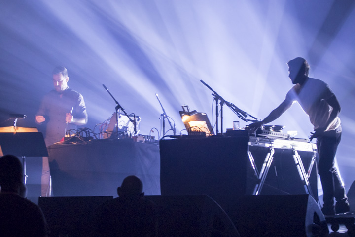 BRDCST @ AB Brussel, picture 14, photographed by Hilde  Hermans - FrontView Magazine