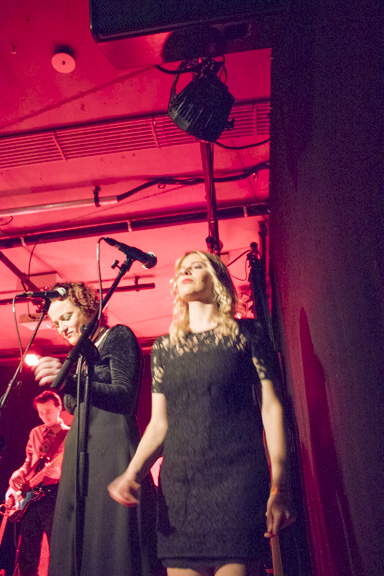 Cool presents Hannah Williams & The Affirmations @ Depot Leuven, picture 23, photographed by Hilde  Hermans - FrontView Magazine