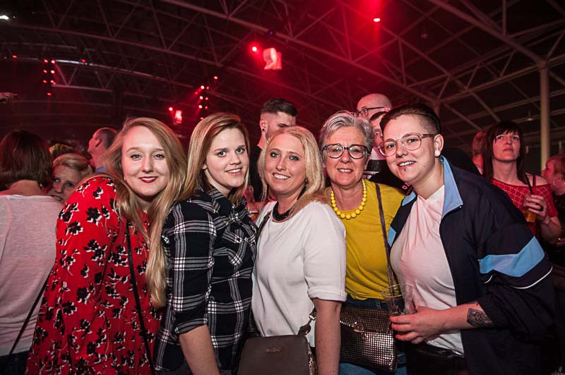 Sfeerbeelden @ I love the 90's, foto 10, foto's door Gert Daemen - FrontView Magazine