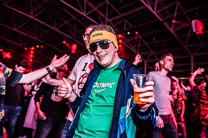 Sfeerbeelden @ I love the 90's, foto 21, foto's door Gert Daemen - FrontView Magazine