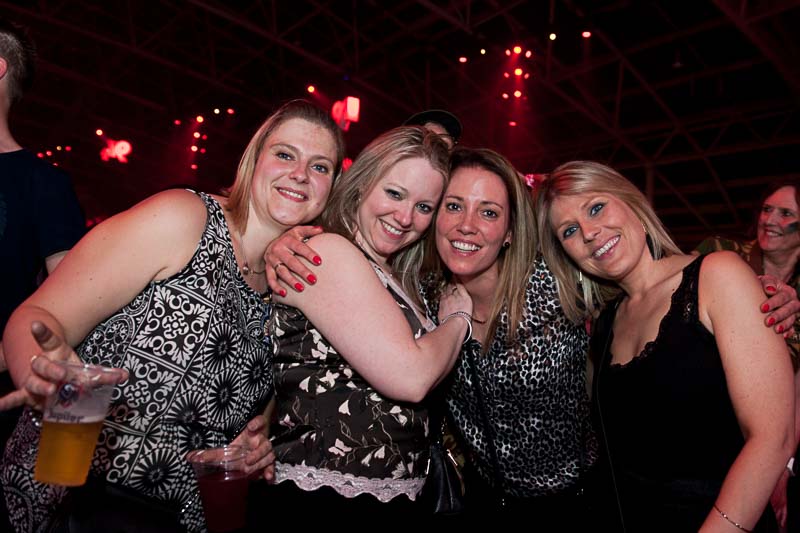 Sfeerbeelden @ I love the 90's, foto 36, foto's door Gert Daemen - FrontView Magazine