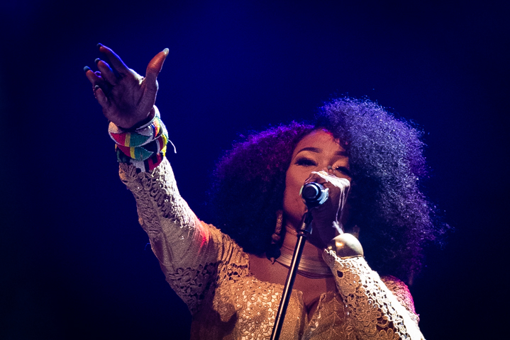 Oumou Sangare @ De Roma, picture 2, photographed by Myra Segers - FrontView Magazine