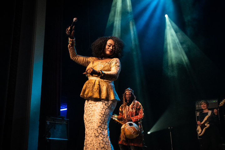 Oumou Sangare @ De Roma, picture 5, photographed by Myra Segers - FrontView Magazine