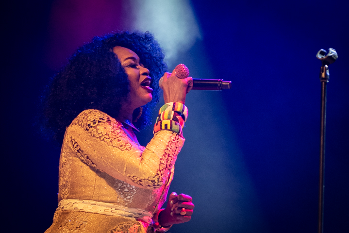 Oumou Sangare @ De Roma, picture 15, photographed by Myra Segers - FrontView Magazine