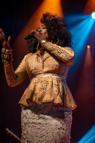 Oumou Sangare @ De Roma, picture 35, photographed by Myra Segers - FrontView Magazine