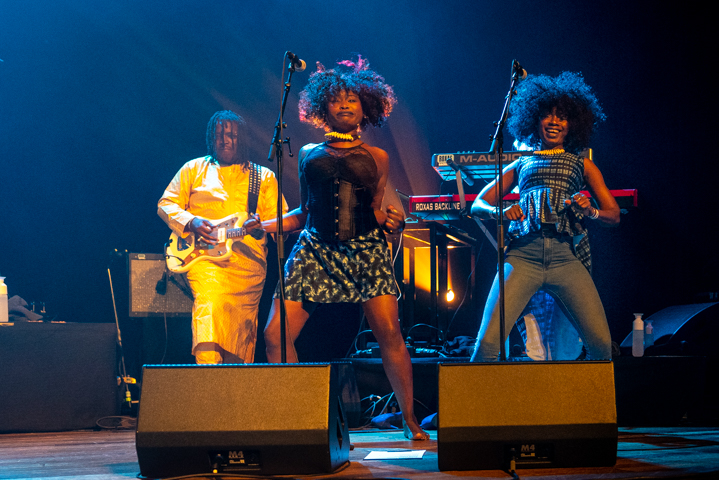 Oumou Sangare @ De Roma, picture 40, photographed by Myra Segers - FrontView Magazine