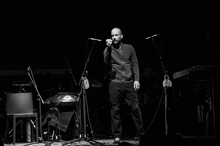 Dead Can Dance @ Cirque Royal, picture 4, photographed by Raf Degeest - FrontView Magazine