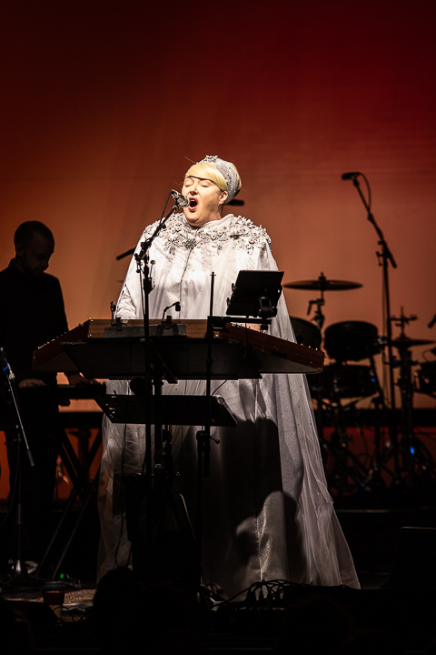 Dead Can Dance @ Cirque Royal, picture 9, photographed by Raf Degeest - FrontView Magazine