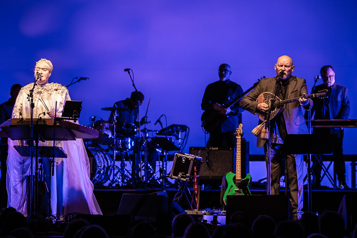 Dead Can Dance @ Cirque Royal, picture 15, photographed by Raf Degeest - FrontView Magazine