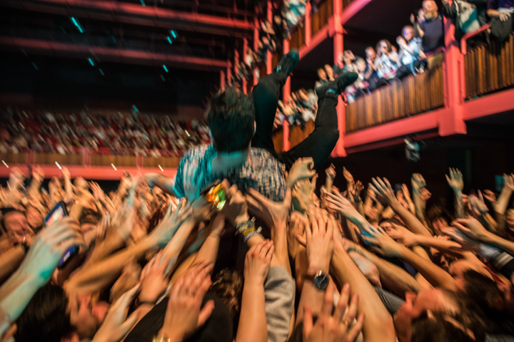 Foals @ Ancienne Belgique, picture 13, photographed by Dieter  Boone - FrontView Magazine
