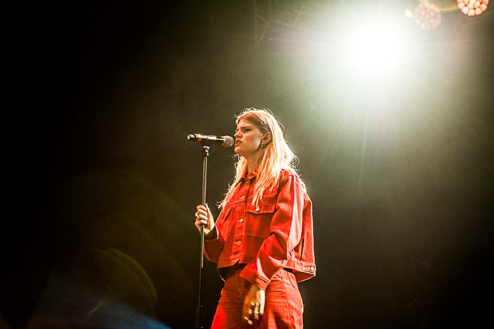 Emma Bale @ arendonk zingt en swingt, picture 5, photographed by Gert Daemen - FrontView Magazine