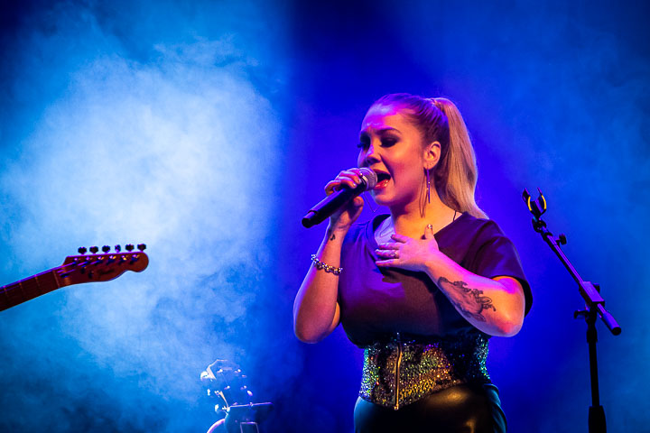 Maren Morris Paradiso Amsterdam, foto 8, foto's door Kris Saelen - FrontView Magazine