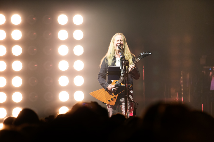 Alice in Chains @ Ancienne Belgique, picture 4, photographed by Magali Decamps - FrontView Magazine
