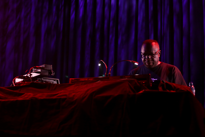 Lee 'Scratch' Perry + Mad Professor @ 013, picture 3, photographed by Bianca van Barneveld - FrontView Magazine