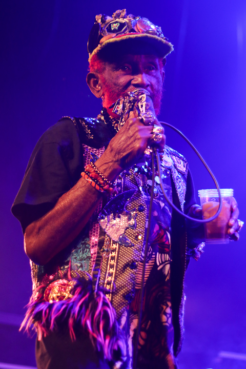 Lee 'Scratch' Perry + Mad Professor @ 013, picture 15, photographed by Bianca van Barneveld - FrontView Magazine