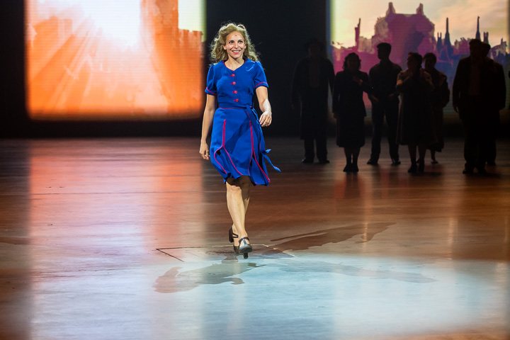 Gouden plaat voor componisten 40-45 @ Studio 100 Pop-Up Theater, picture 5, photographed by Goele Bormans - FrontView Magazine