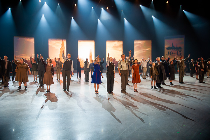 Gouden plaat voor componisten 40-45 @ Studio 100 Pop-Up Theater, picture 27, photographed by Goele Bormans - FrontView Magazine