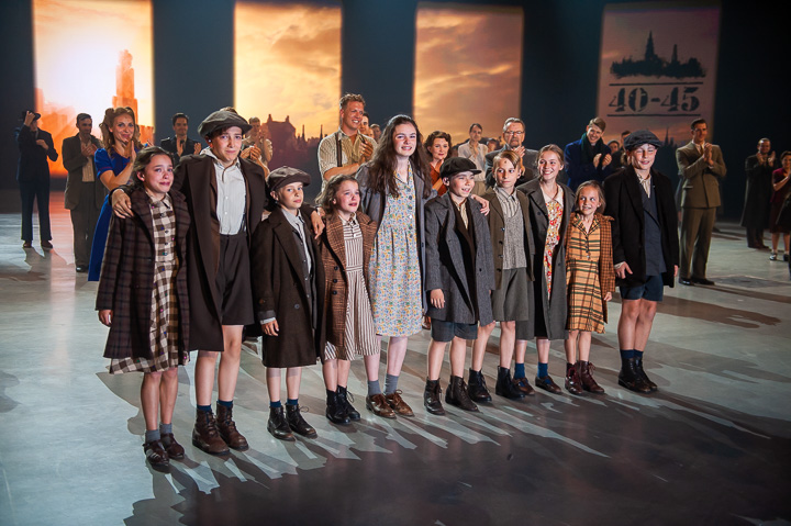 Gouden plaat voor componisten 40-45 @ Studio 100 Pop-Up Theater, picture 29, photographed by Goele Bormans - FrontView Magazine