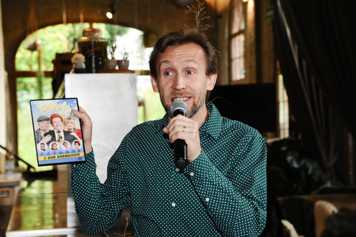 Persvoorstelling Chez Nonkel Jef @ Ga Nord, picture 2, photographed by Peter Minnebo - FrontView Magazine