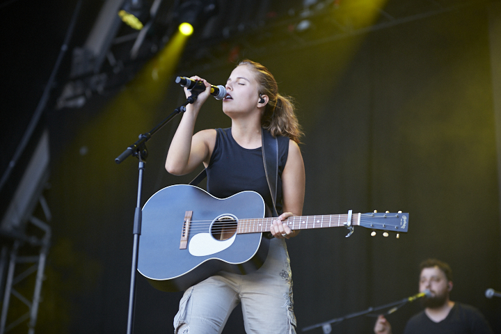Ine @ Genk On Stage 2019, picture 15, photographed by FrontView Magazine