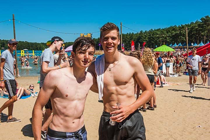 Sunrise (Zaterdag) @ Lilse Bergen, foto 52, foto's door Gert Daemen - FrontView Magazine