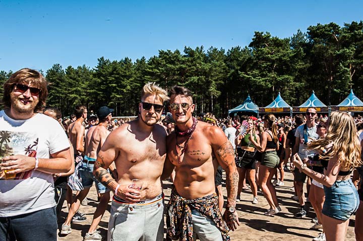 Sunrise (Zaterdag) @ Lilse Bergen, foto 81, foto's door Gert Daemen - FrontView Magazine
