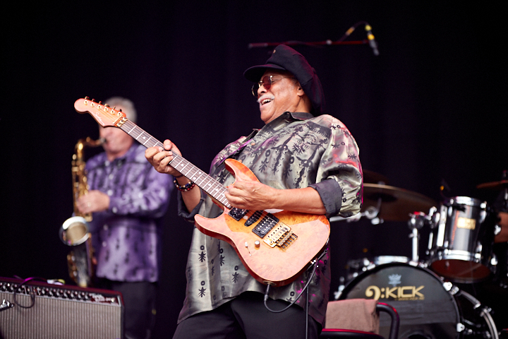 Al McKay’s EARTH, WIND & FIRE Experience @ Genk On Stage 2019, picture 4, photographed by FrontView Magazine