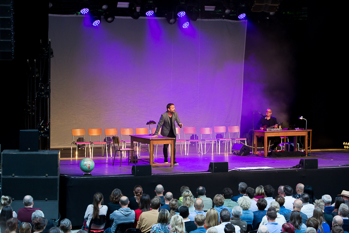 Adriaan van den hoof @ OLT Rivierenhof, picture 5, photographed by Marc Verdonck - FrontView Magazine