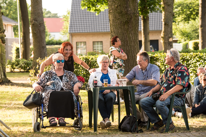 Mama's Jasje Engie Parkies Beringen, picture 1, photographed by Heidi Nys - FrontView Magazine