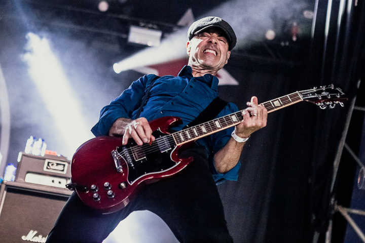Flogging Molly @ Rock Zottegem, picture 8, photographed by Dorien Goetschalckx - FrontView Magazine