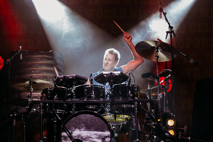 Midnight Oil @ Rock Zottegem, picture 5, photographed by Dorien Goetschalckx - FrontView Magazine