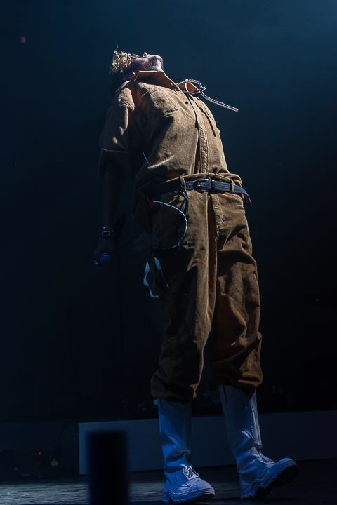 Oscar and The Wolf @ Cactus Festival, picture 11, photographed by Chris Lippens - FrontView Magazine