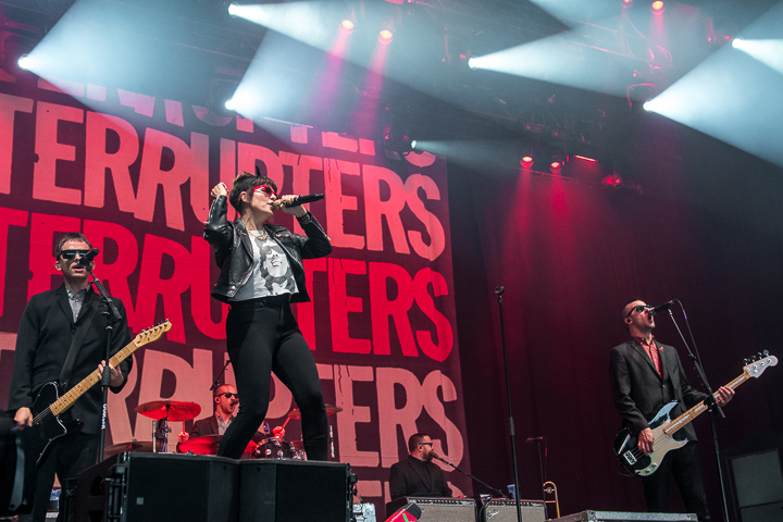 The Interrupters @ Jera On Air, foto 9, foto's door Erwin Evrard - FrontView Magazine