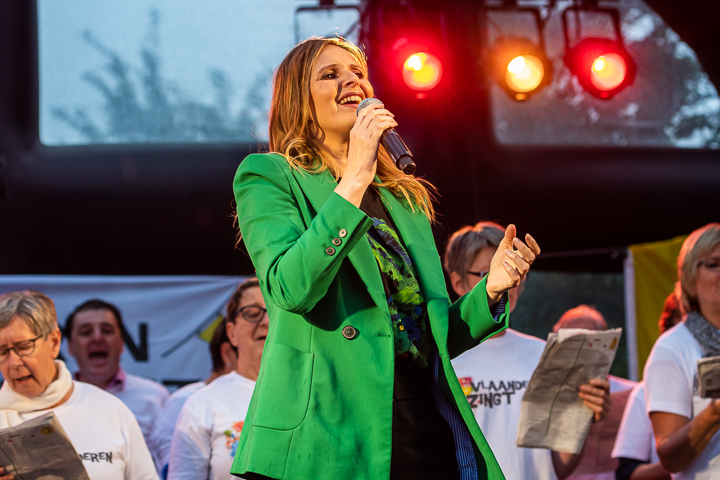 Isabelle A @ Vlaanderen Zingt Wuustwezel, picture 1, photographed by Dimitri Vanlommel - FrontView Magazine