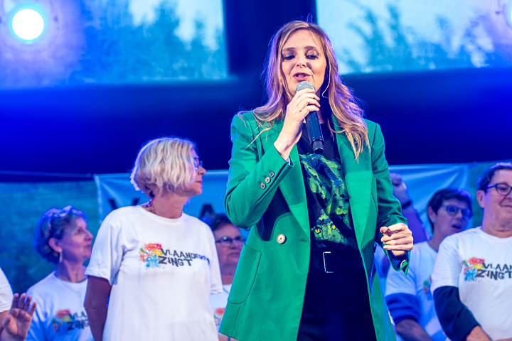 Isabelle A @ Vlaanderen Zingt Wuustwezel, picture 6, photographed by Dimitri Vanlommel - FrontView Magazine