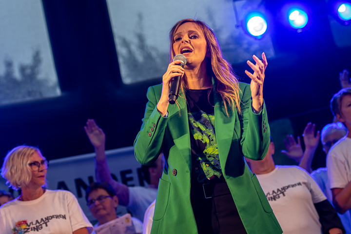 Isabelle A @ Vlaanderen Zingt Wuustwezel, picture 11, photographed by Dimitri Vanlommel - FrontView Magazine