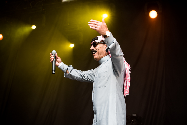 Omar Souleyman @ cactusfestival, foto 7, foto's door Diëgo De Buck - FrontView Magazine