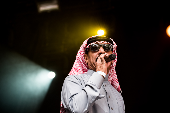 Omar Souleyman @ cactusfestival, foto 11, foto's door Diëgo De Buck - FrontView Magazine