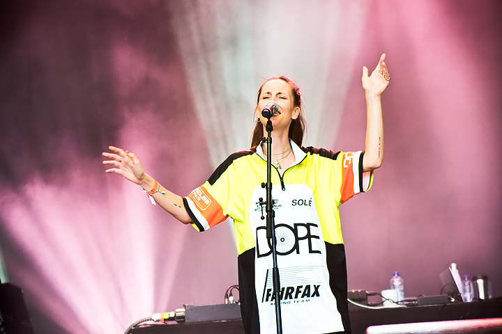Ana Diaz @ Dour Festival 2019, picture 1, photographed by Magali Decamps - FrontView Magazine