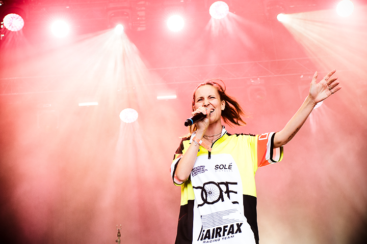 Ana Diaz @ Dour Festival 2019, picture 4, photographed by Magali Decamps - FrontView Magazine