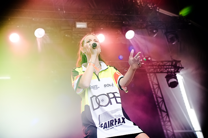 Ana Diaz @ Dour Festival 2019, picture 5, photographed by Magali Decamps - FrontView Magazine