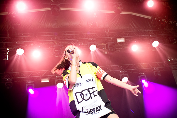 Ana Diaz @ Dour Festival 2019, picture 8, photographed by Magali Decamps - FrontView Magazine