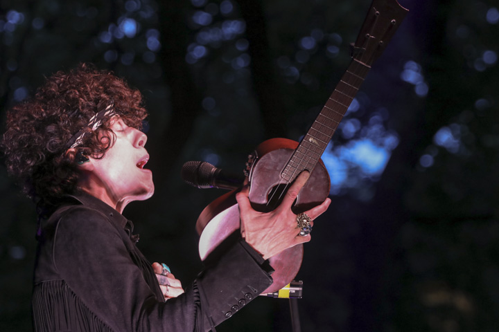 LP - Heart to Mouth Tour @ Olt Rivierenhof Deurne, picture 8, photographed by Hilde  Hermans - FrontView Magazine