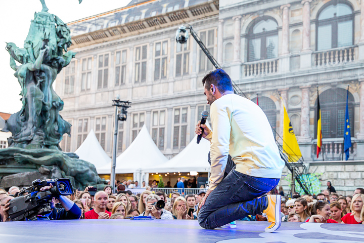 11-juli viering @ Grote Markt Antwerpen, picture 43, photographed by Dimitri Vanlommel - FrontView Magazine