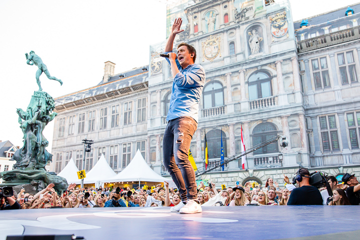 11-juli viering @ Grote Markt Antwerpen, picture 75, photographed by Dimitri Vanlommel - FrontView Magazine