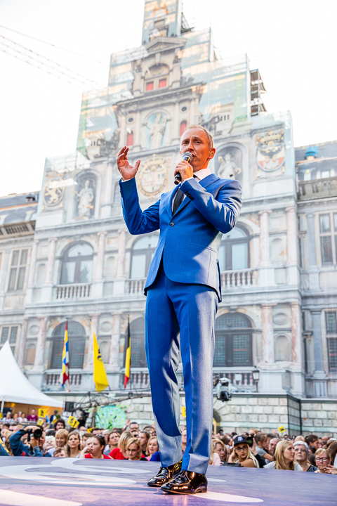 11-juli viering @ Grote Markt Antwerpen, picture 82, photographed by Dimitri Vanlommel - FrontView Magazine